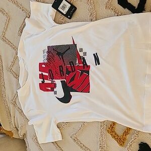 Nike Air Jorden Tee shirt Boys M 10 to 12 Year